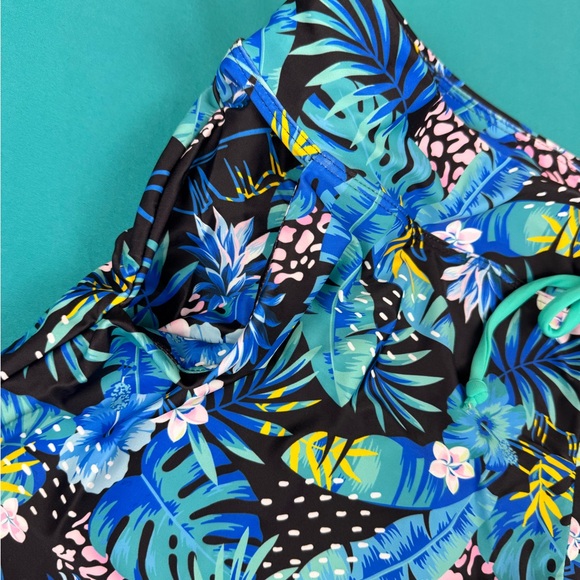 Tempt Me Women’s Tankini Swimsuit Set with Shorts Adjustable Straps NWT Size L - Picture 9 of 10